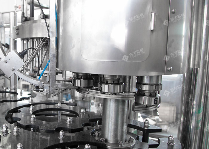 三合一玻璃瓶啤酒灌装机 三合一玻璃瓶啤酒灌装机